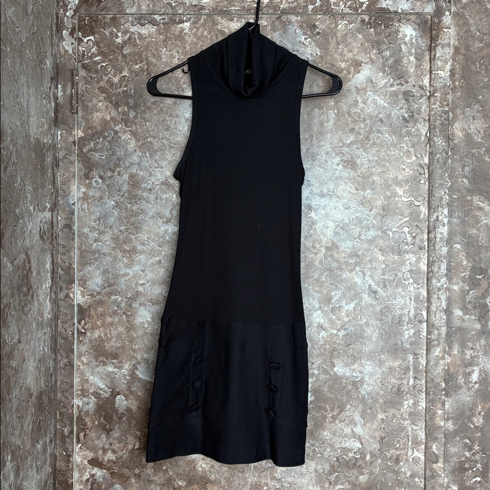 Sleeveless Black Hooded Dress